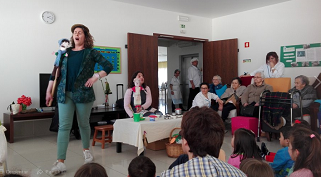 Histórias para “avós e netos” no Agrupamento de Escolas Caranguejeira – Sta Catarina da Serra
