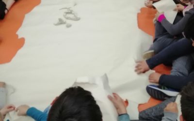 “O Ponto do Conto e “O Rebelde do Lapedo” – Histórias contadas e histórias cantadas, orquestras com papel rasgado e com pedras…